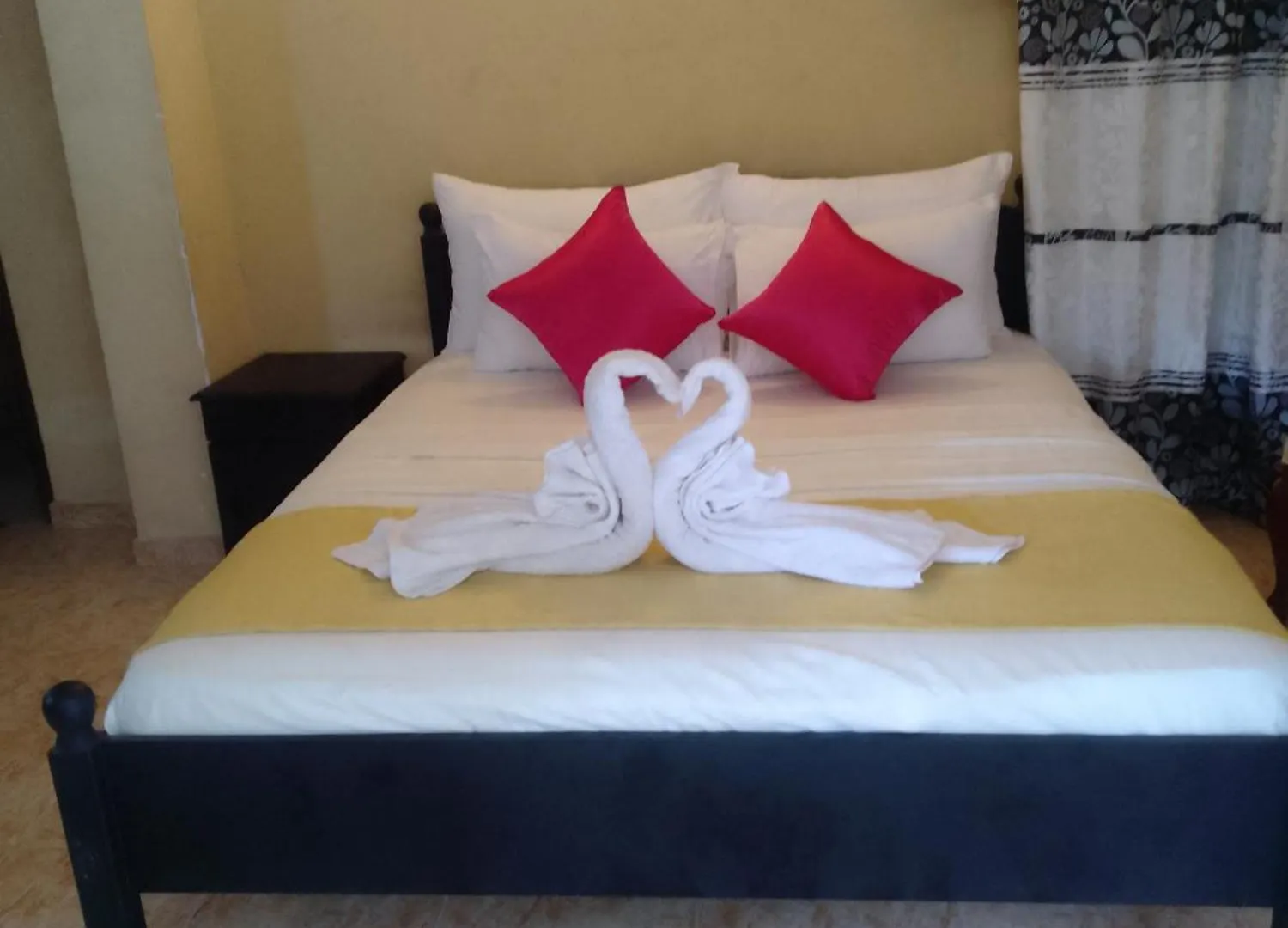 Steur Villa Negombo 0*,