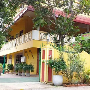 Homestay Henderson Airport, Negombo